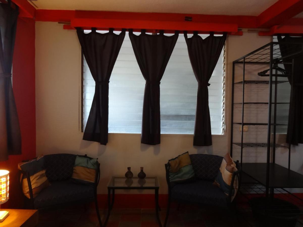 Hostal Harvest House León 外观 照片