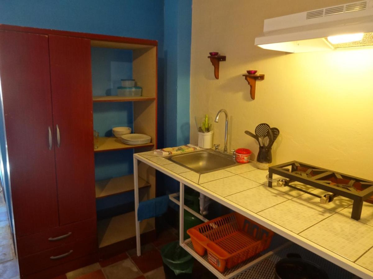 Hostal Harvest House León 外观 照片