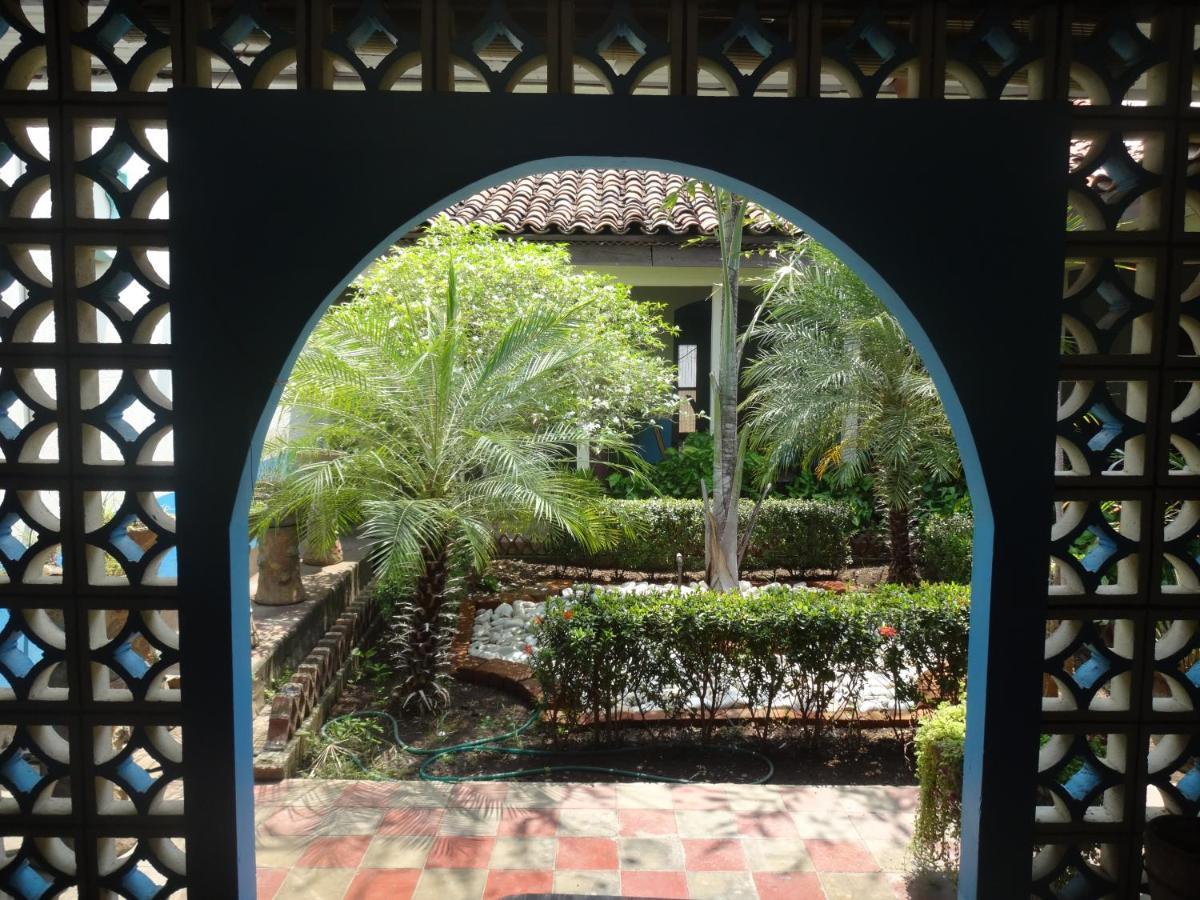 Hostal Harvest House León 外观 照片