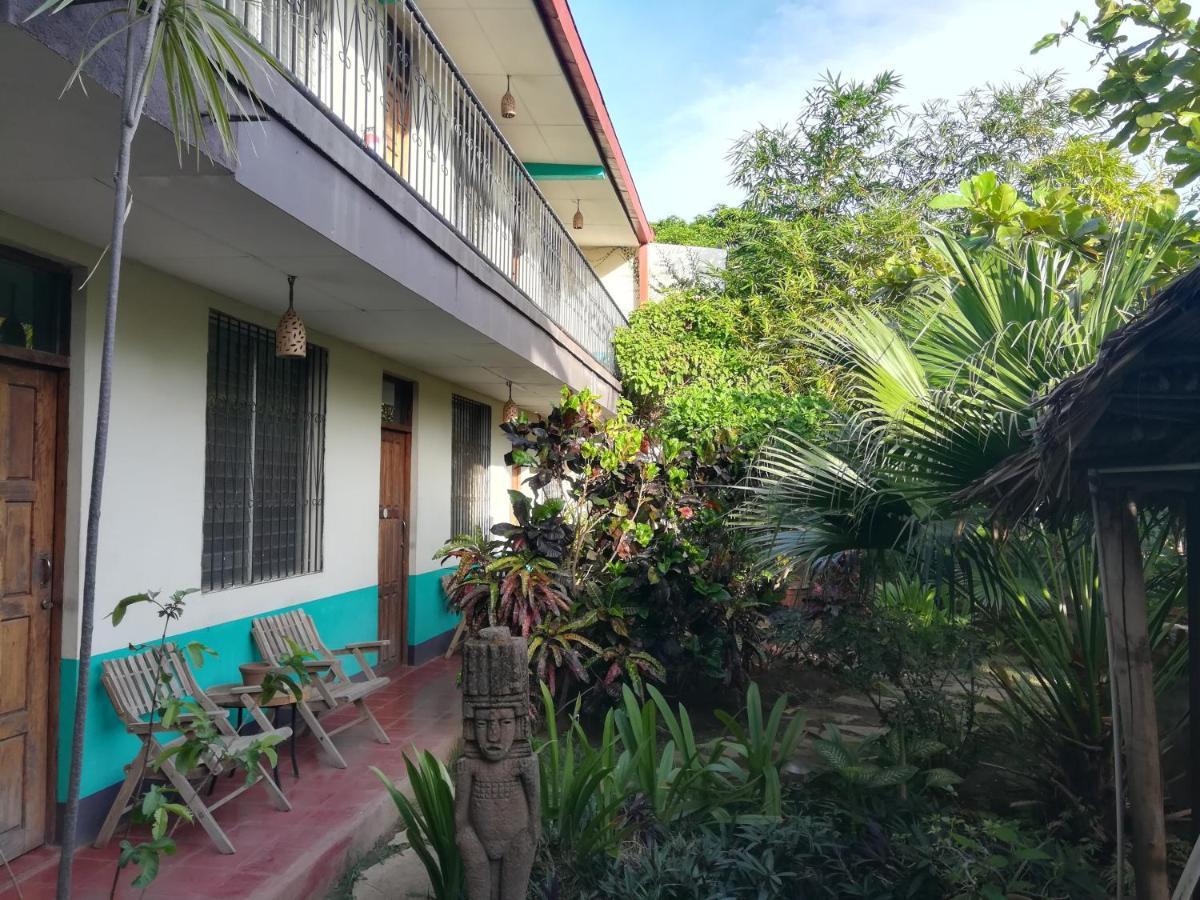 Hostal Harvest House León 外观 照片